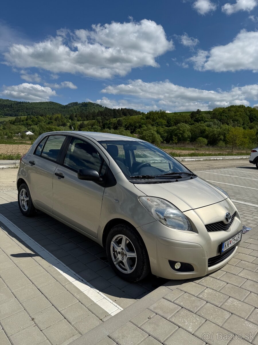 Toyota Yaris 1.0 VVT 2010