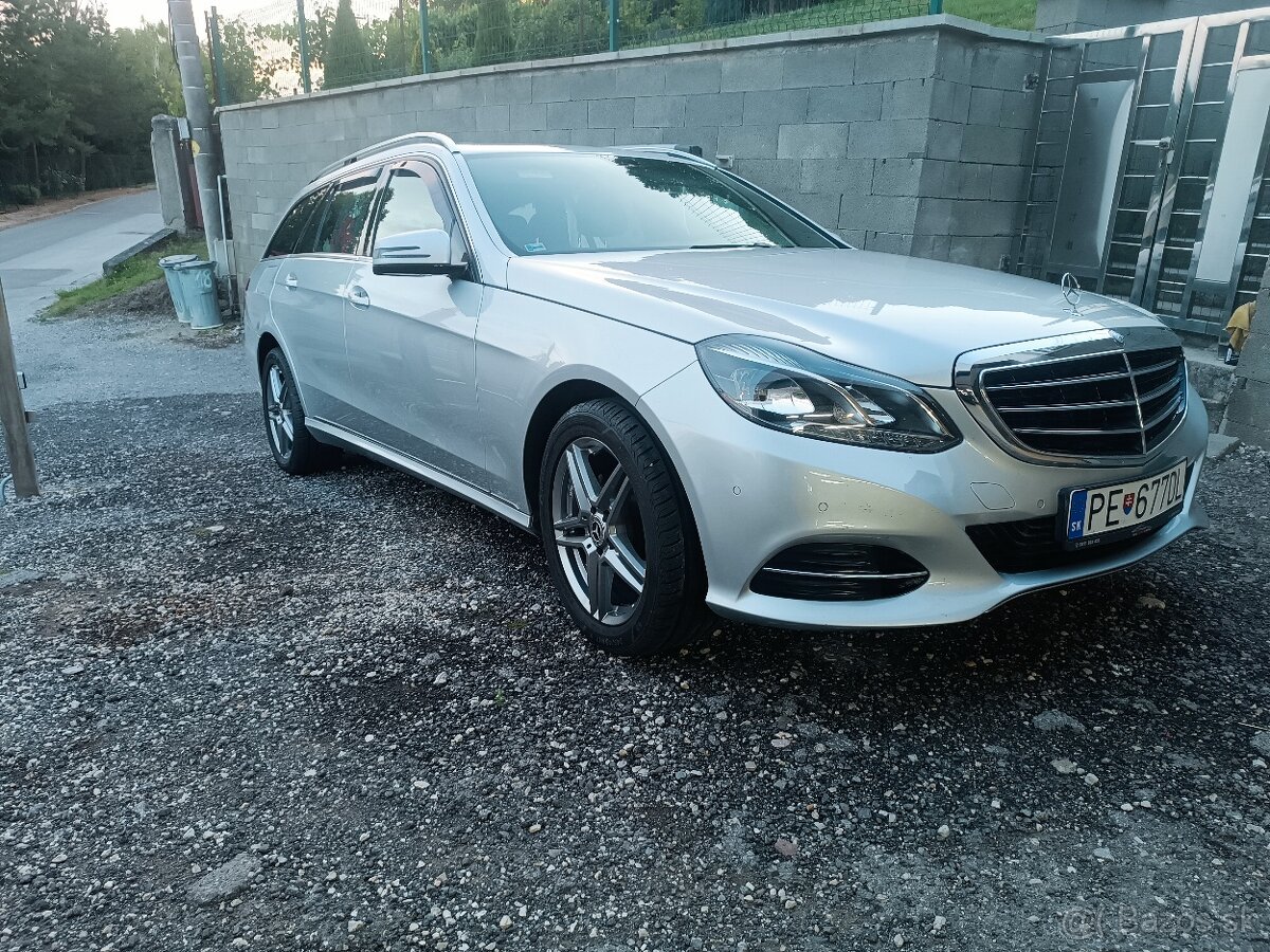 Mercedes E w212. 220 D facelift TOP stav
