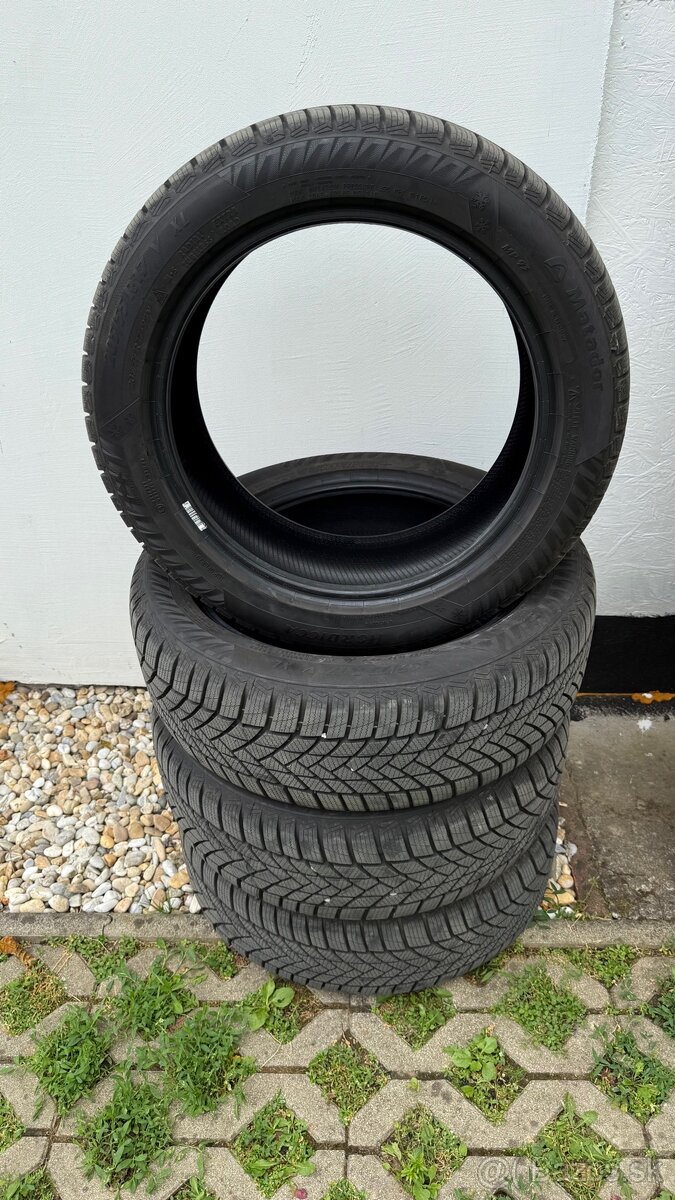 Zimné pneumatiky 205 55 R17 XL
