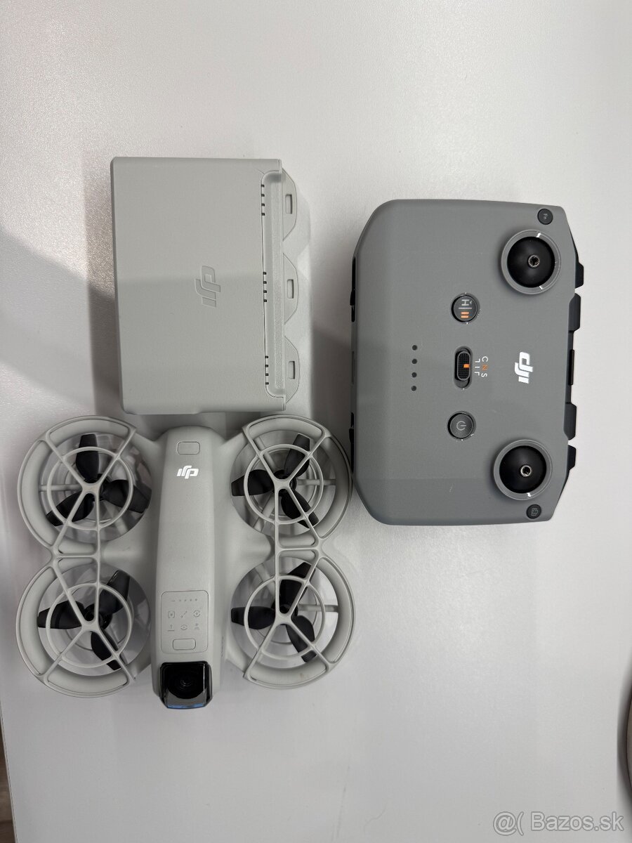 DJI Neo Fly More Combo