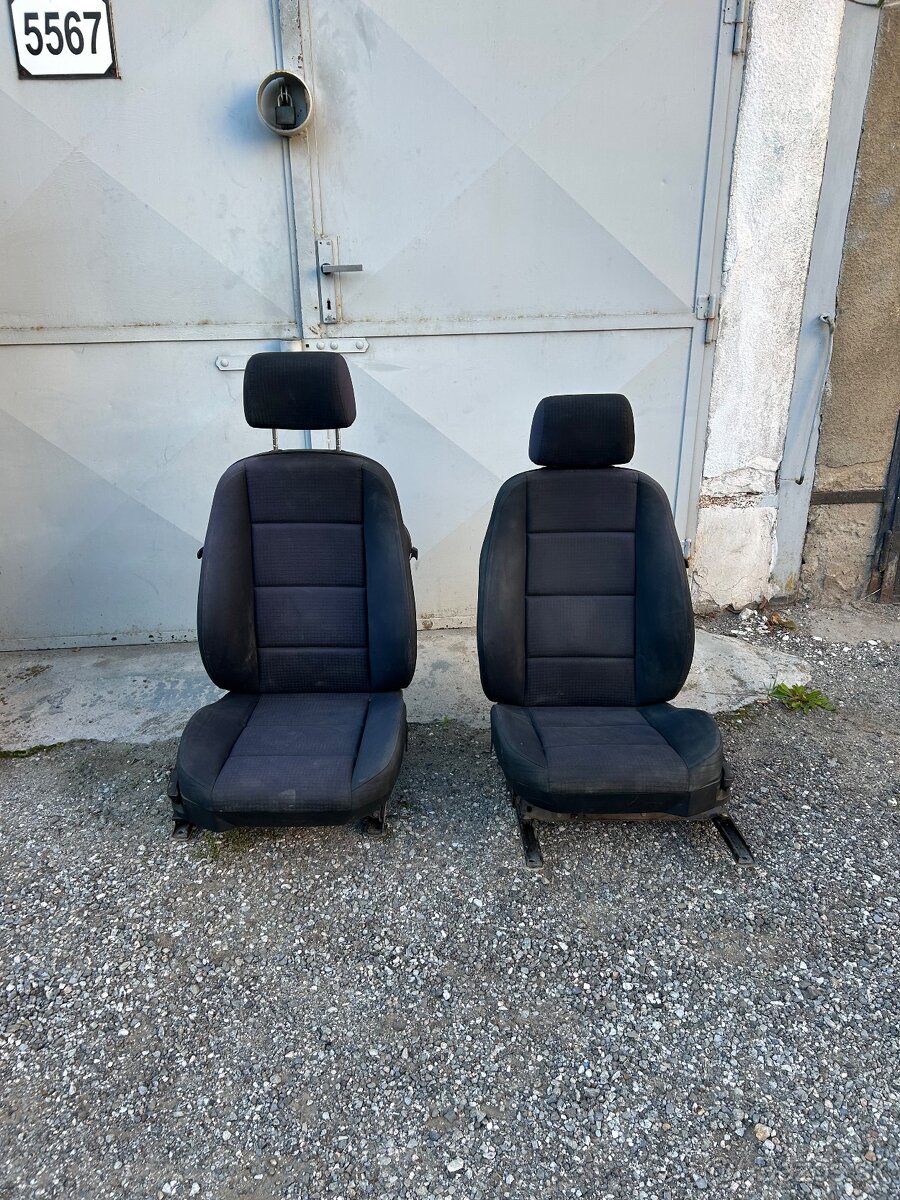 Sedačky BMW E36 Compact