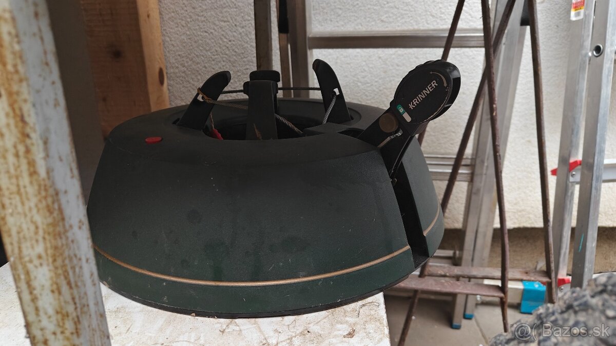 Stojan na vianocny stromcek Krinner