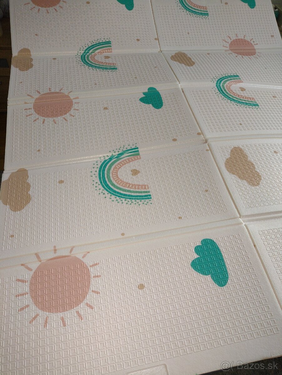 Obojstranná penová podložka na hranie