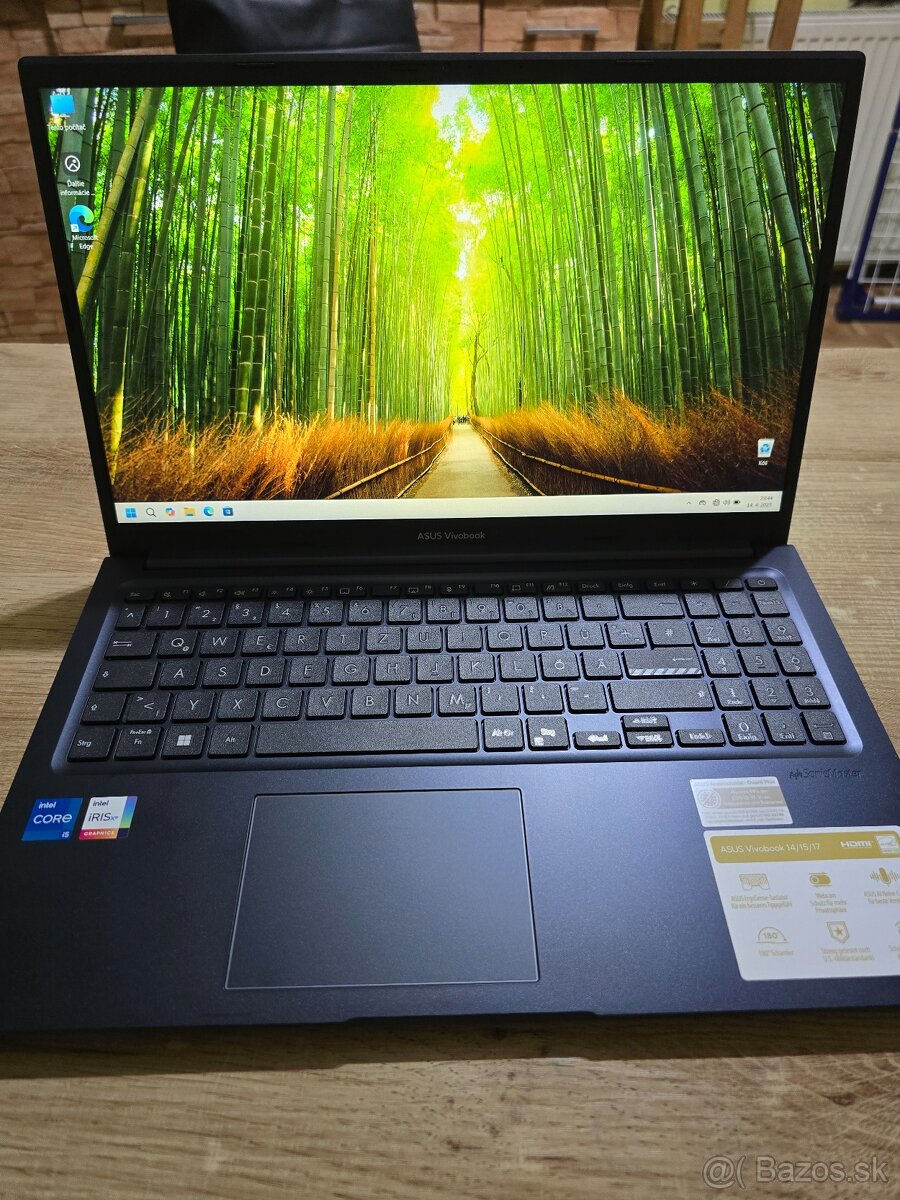 Asus Vivobook 15 plnefunkcny so 16gb ram 512gb ssd diskom a