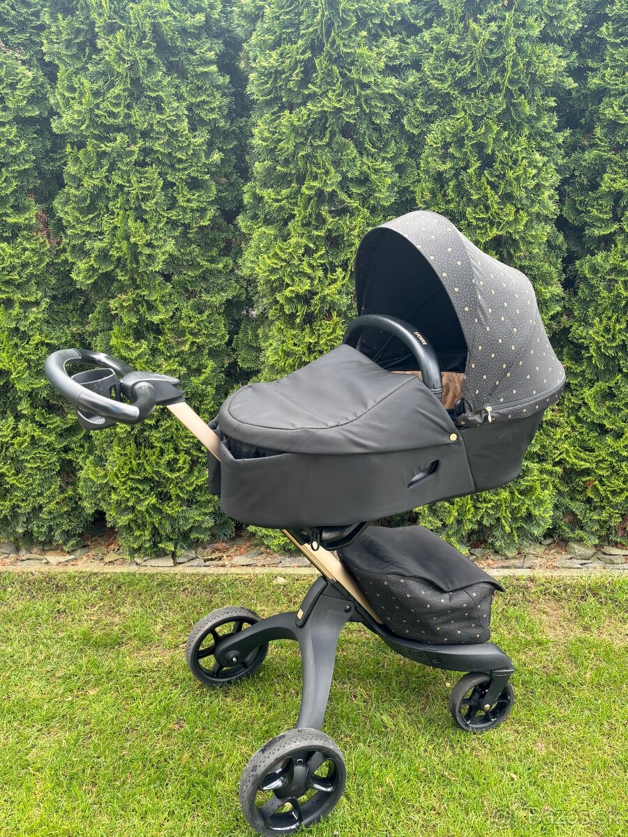 2-kombinácia kočíka STOKKE Xplory X Gold/Black - Signature B