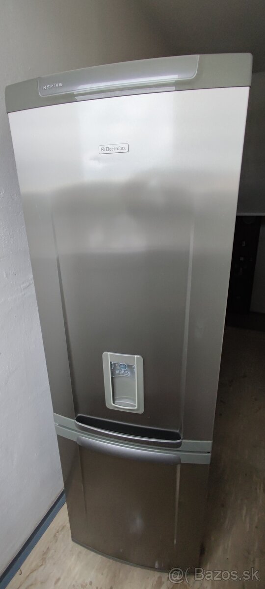 Chladnička Electrolux Brita Inspire
