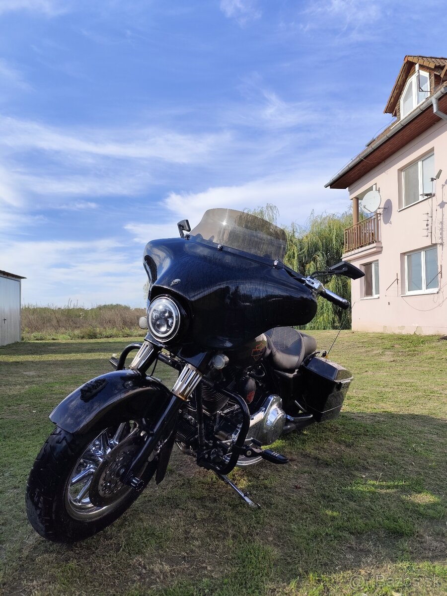 HARLEY DAVIDSON STREET GLIDE