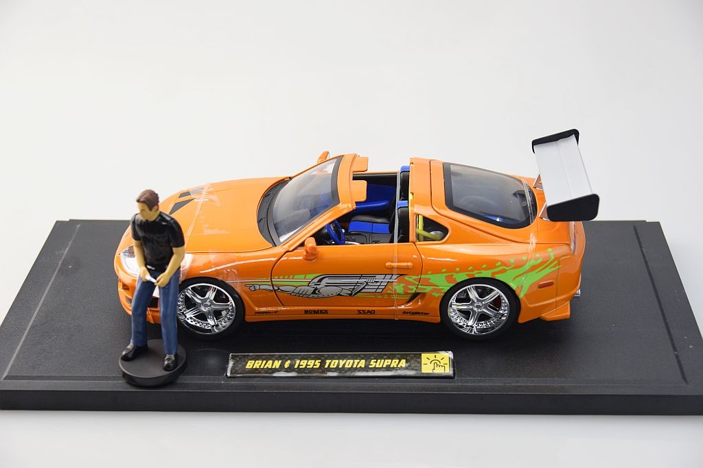 Toyota supra F&F 1:18 Jada