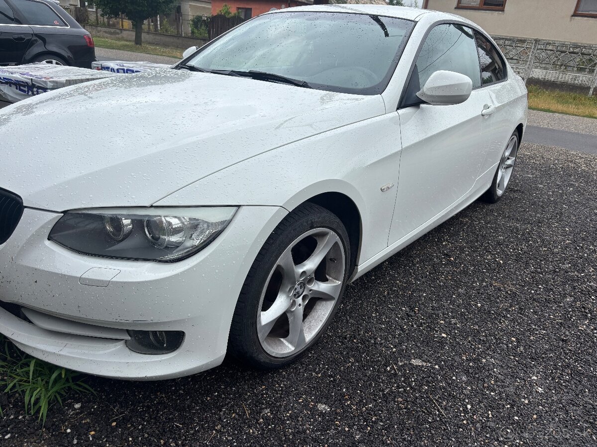 BMW 320i
