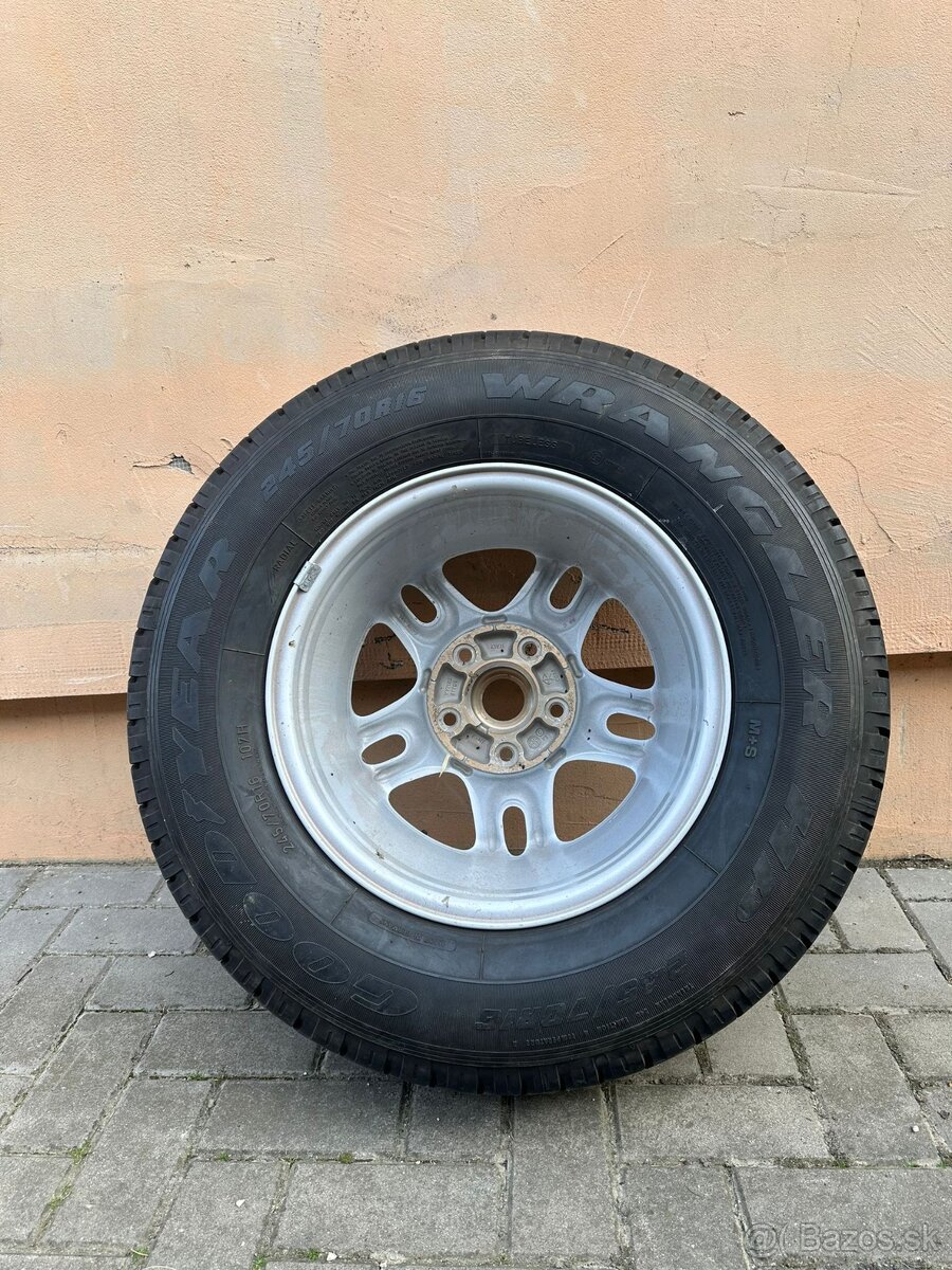 Kompletné kolesá JEEP 5x114,3 R16 + 245/70 R16