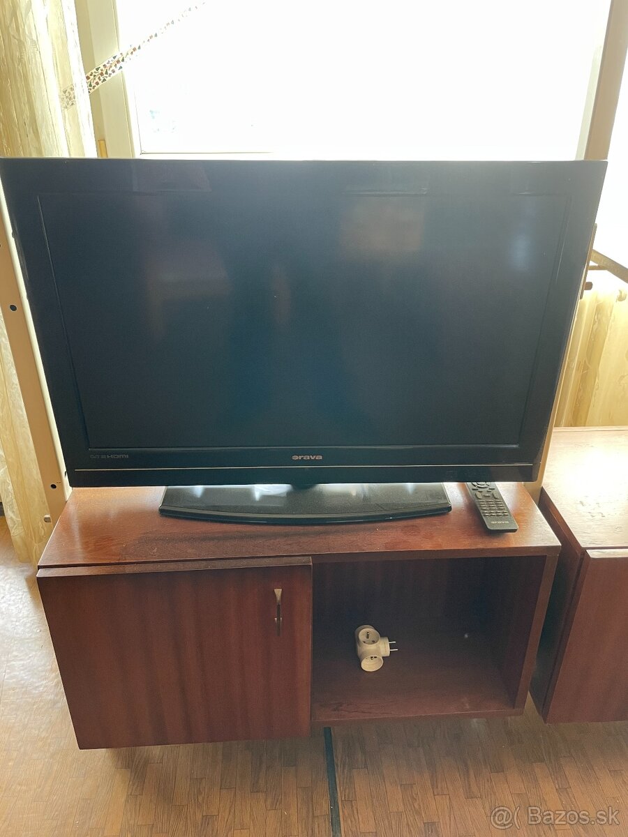 Orava LCD 32 inch/ 82 cm