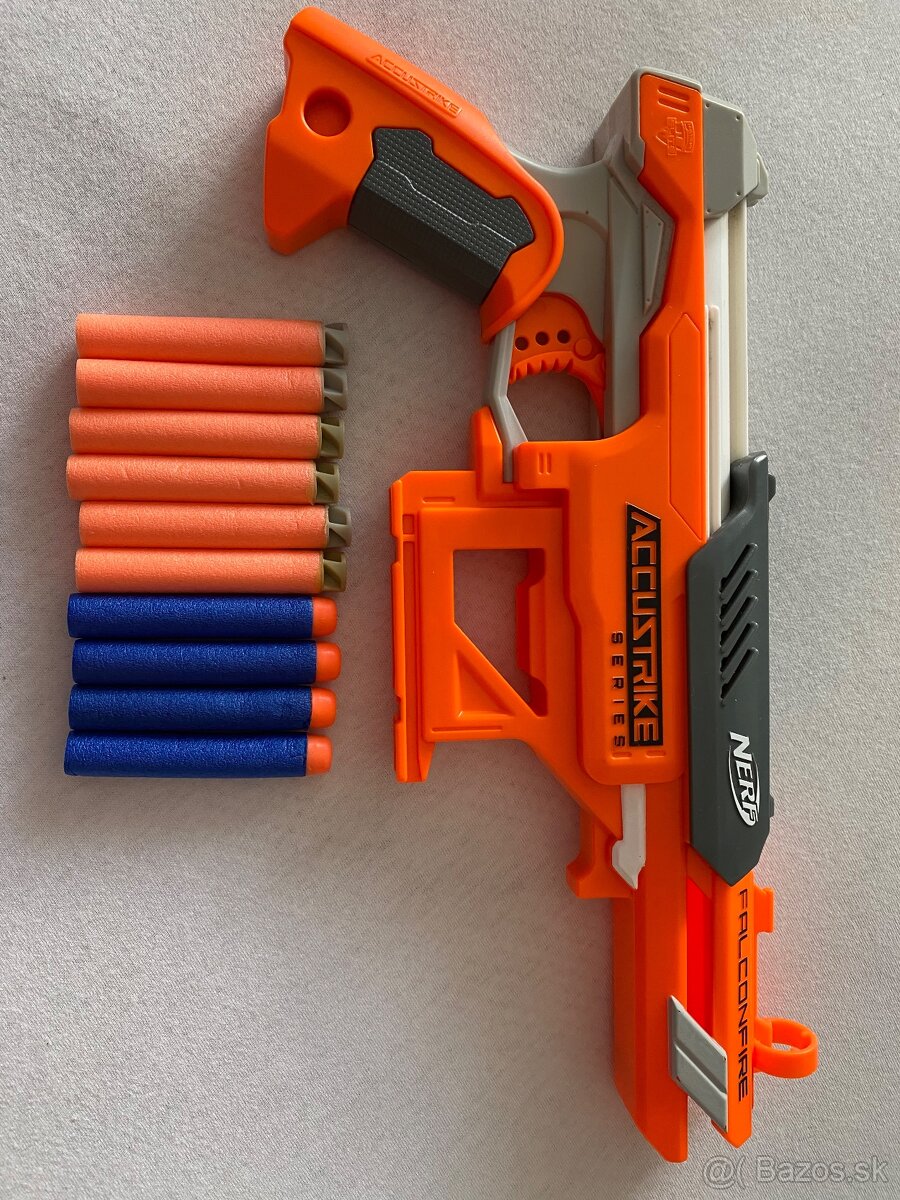 NERF Accustrike series - detska pistol