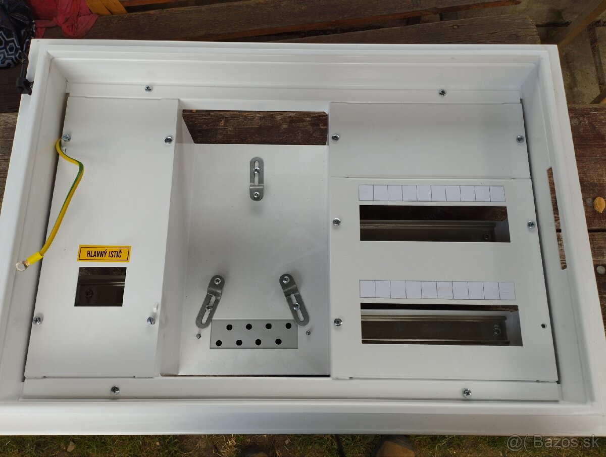 Elektromerovy rozvádzač