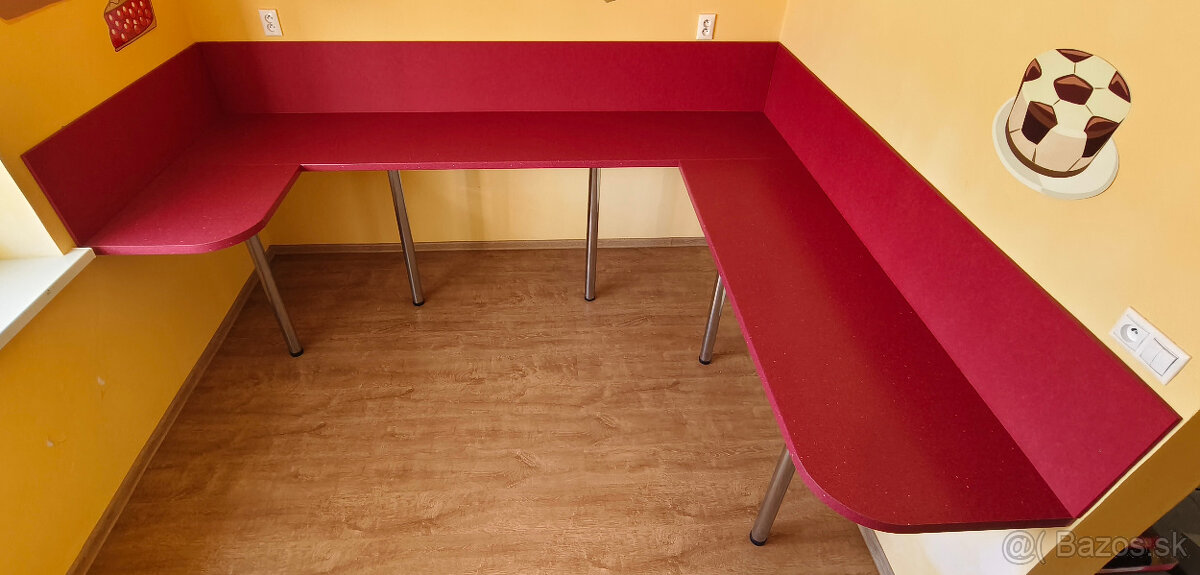 EXKLUZÍVNE PRACOVNÉ DOSKY & STOLY – BEZKONKURENČNÁ KVALITA