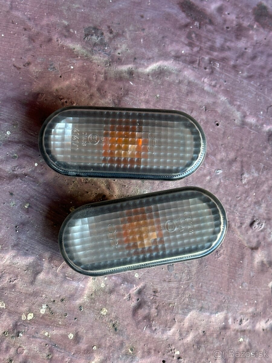 Smerovky bocne GOLF 4 / BORA