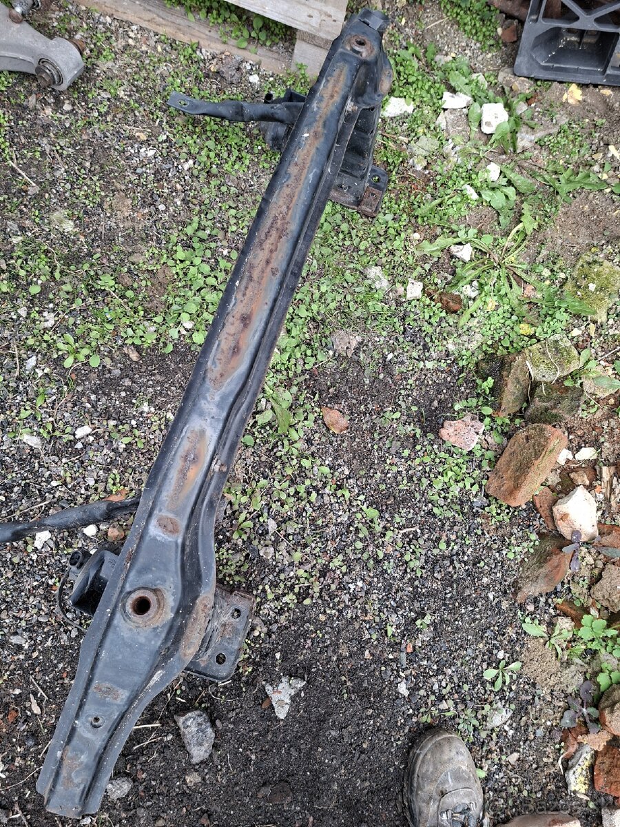 Vystuha predneho nárazníka bmw x5 e70 x6 e71