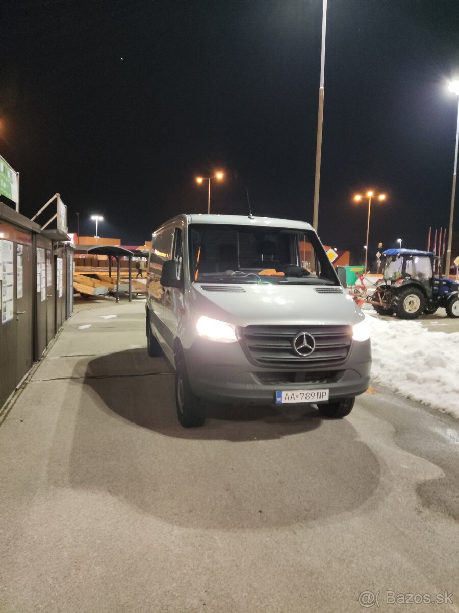Predám Mercedes Sprinter 4x4, automat