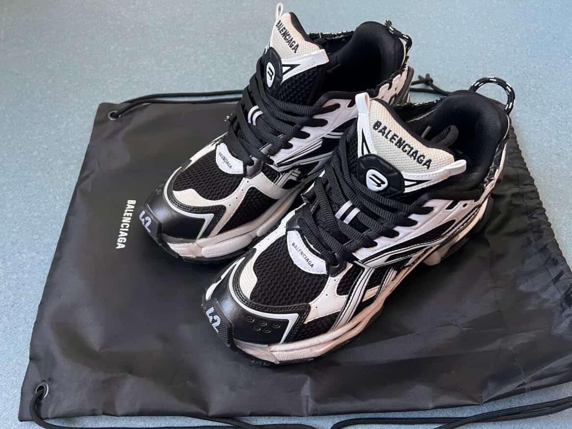 Balenciaga Runner