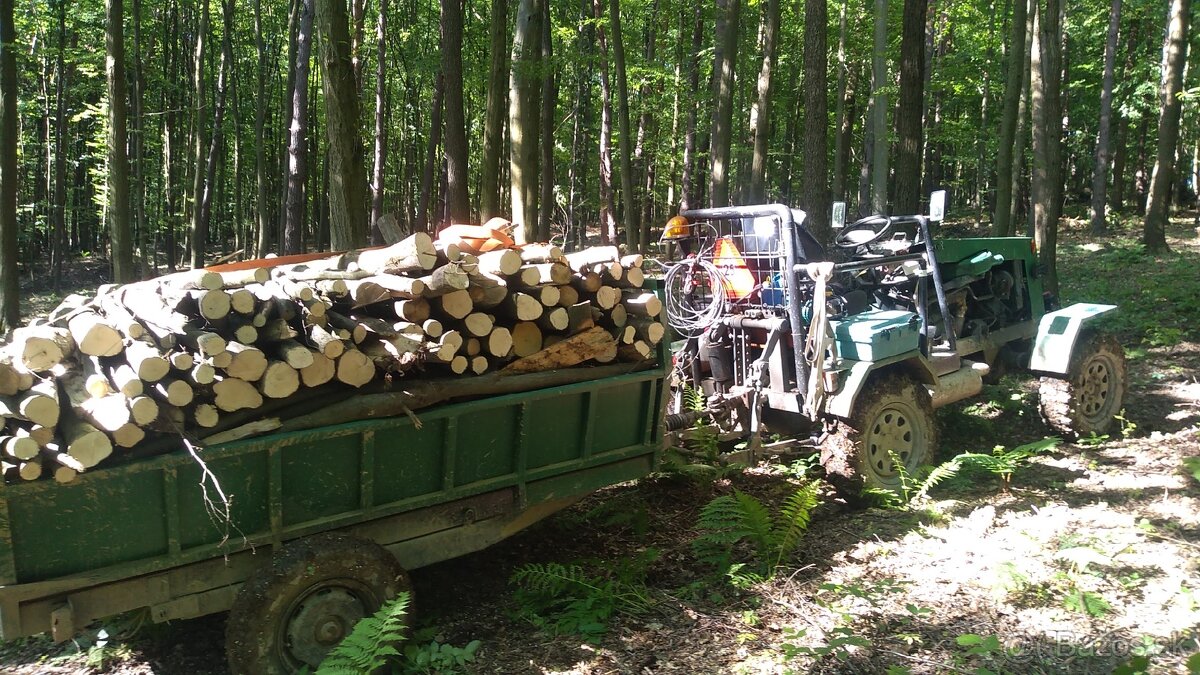 Doma robený traktor 4x4