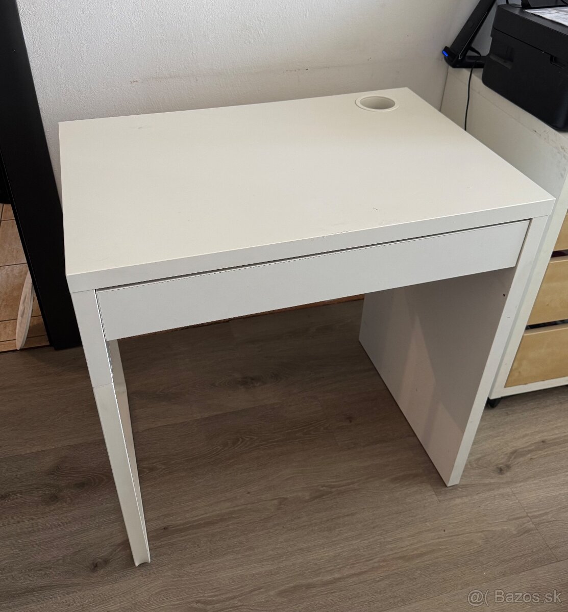 Ikea Micke stôl