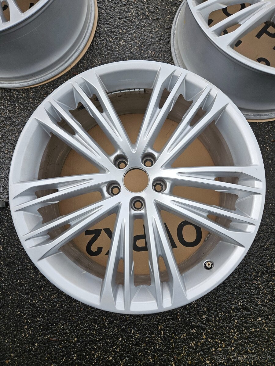 Alu kola Audi A7 8,5x20 ET30