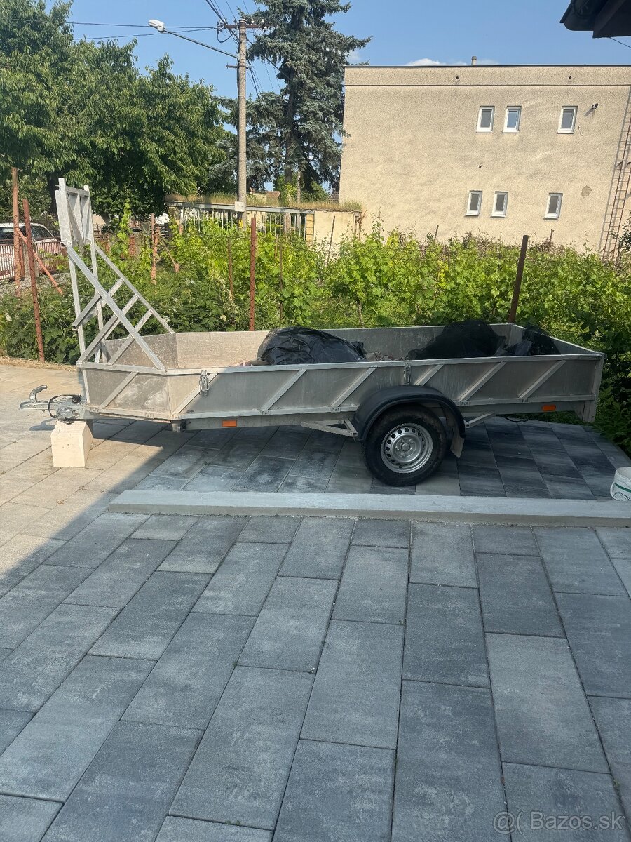 privesny vozik