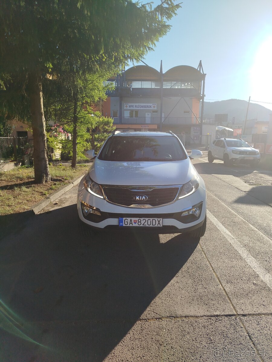 Kia Sportage 2.0 CRDI AT