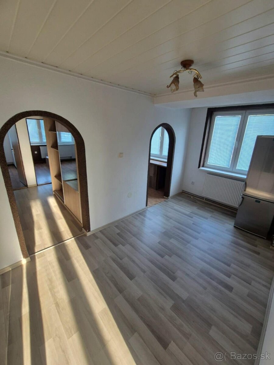 3-izbový byt Zakamenné
