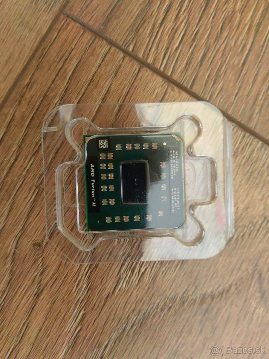 AMD TURION P560