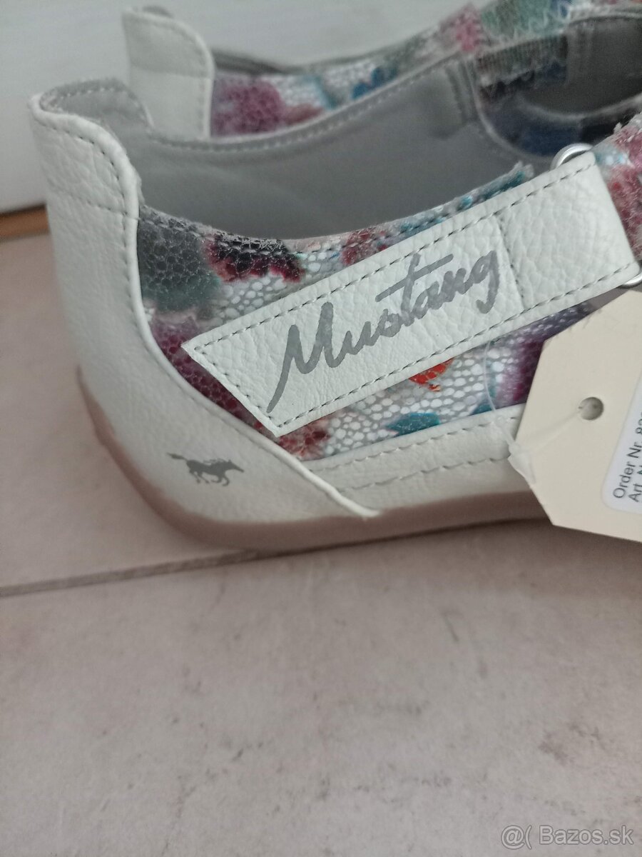 Nové Mustang baleríny