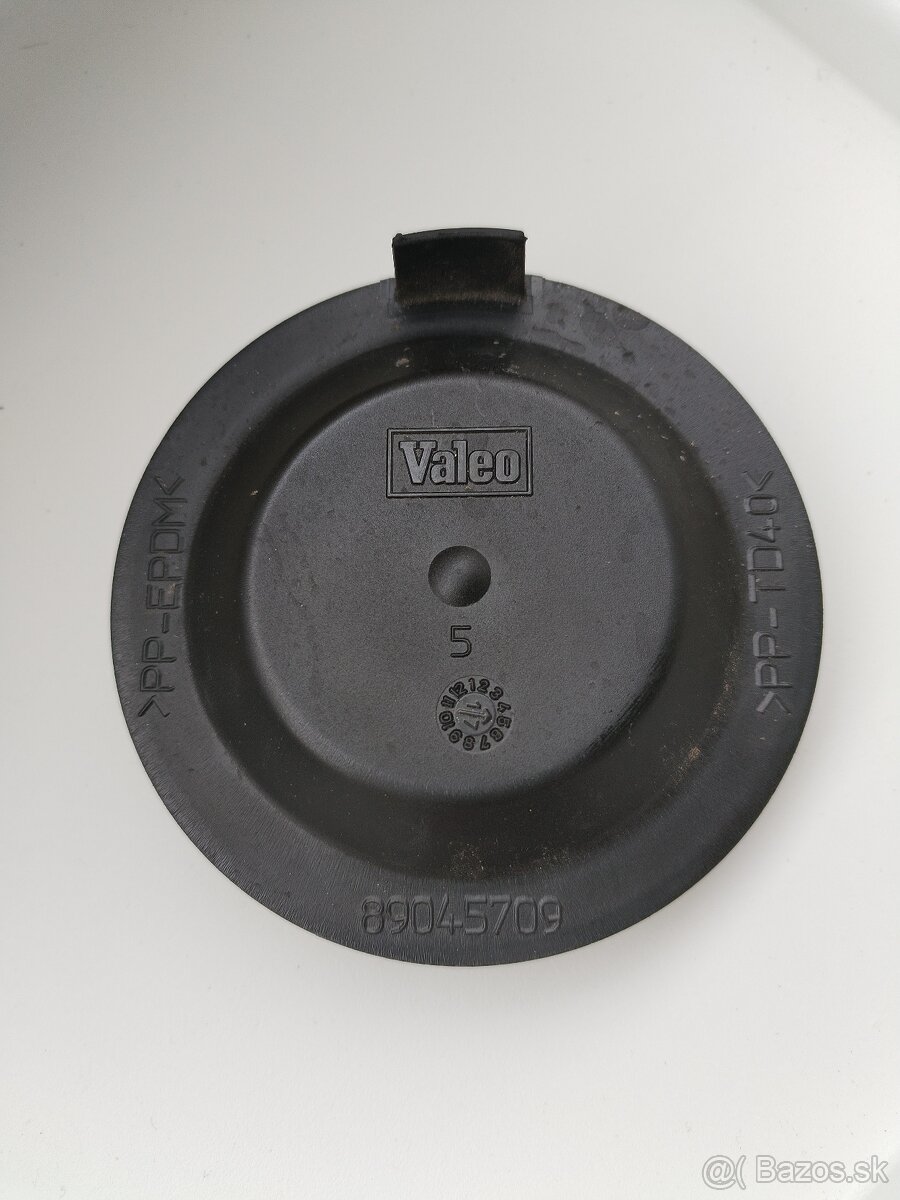 Predám kryt svetlometu Valeo 89045709