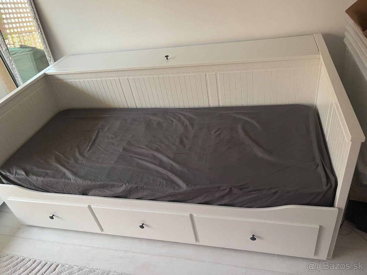 Rozkladacia postel Hemnes + uložny priestor