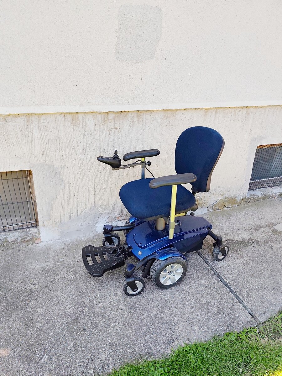 Elektrický invalidný vozík