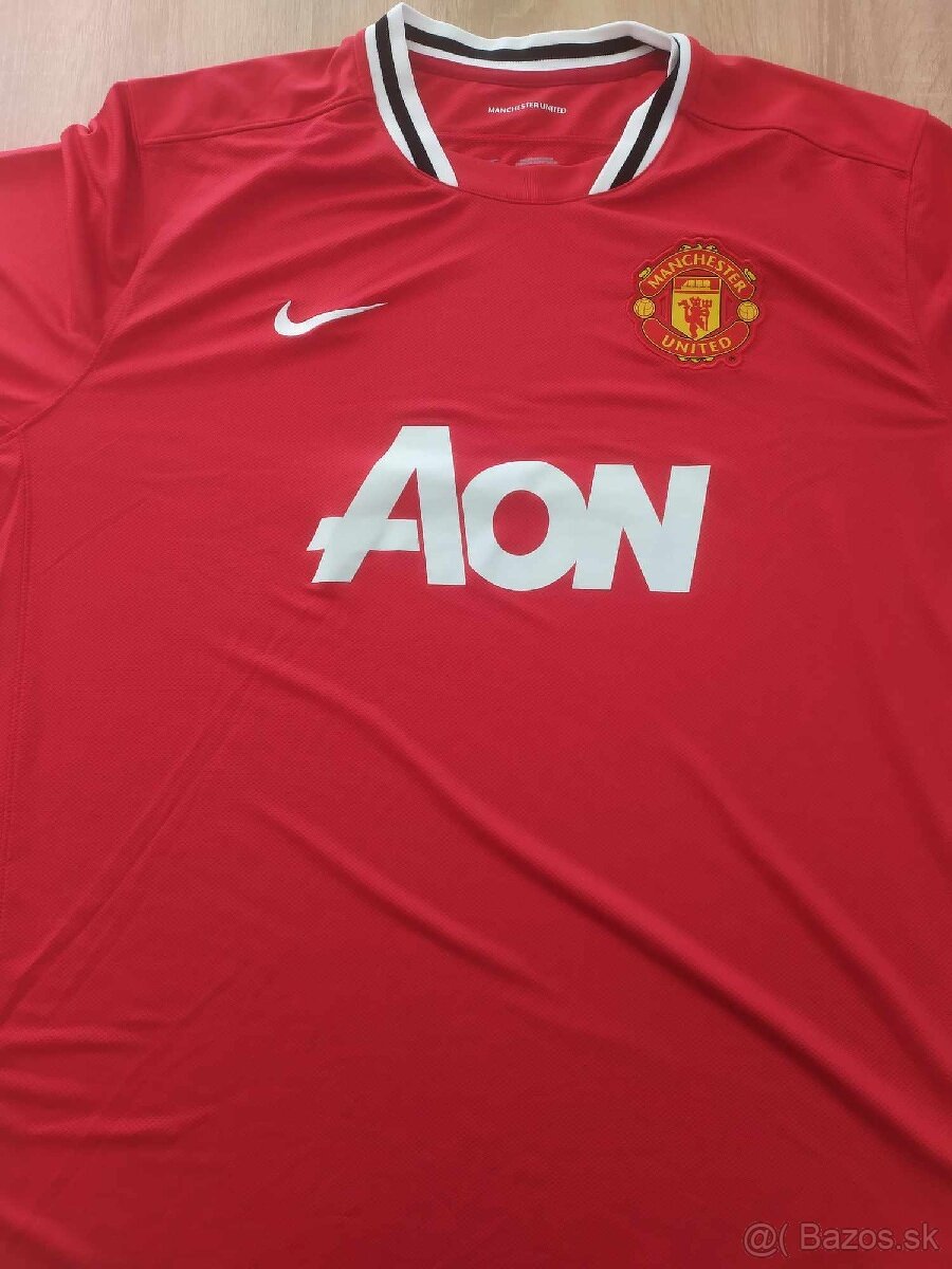 Predám dres Manchester United