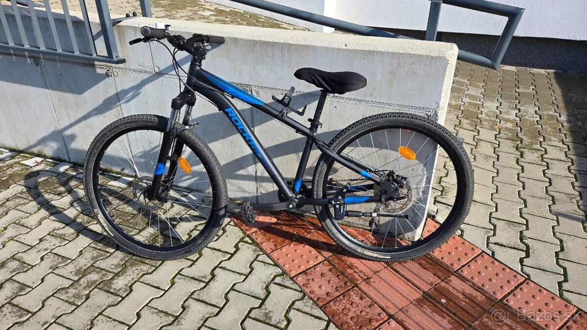 Predám Horský bicykel Rockrider ST 120 27,5" modro-čierny