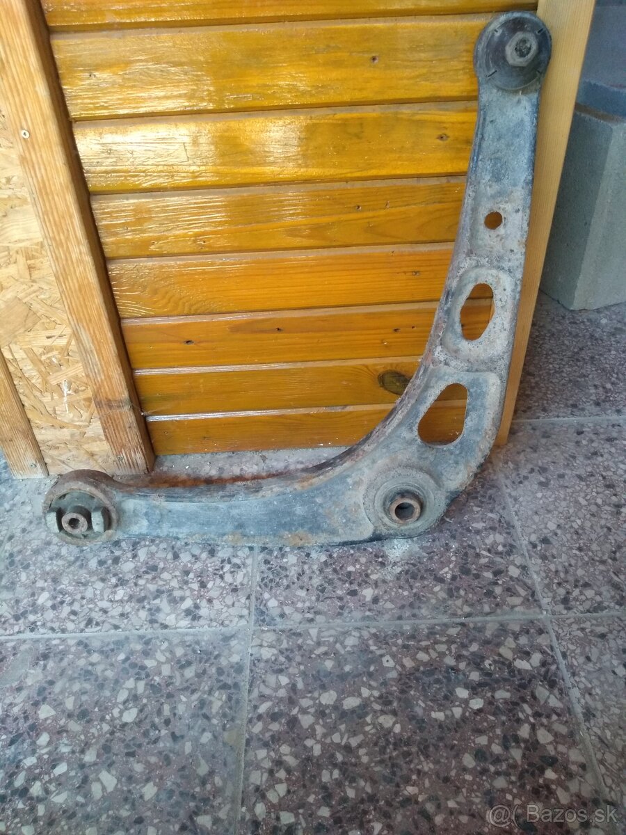 Náhradné diely Peugeot Expert