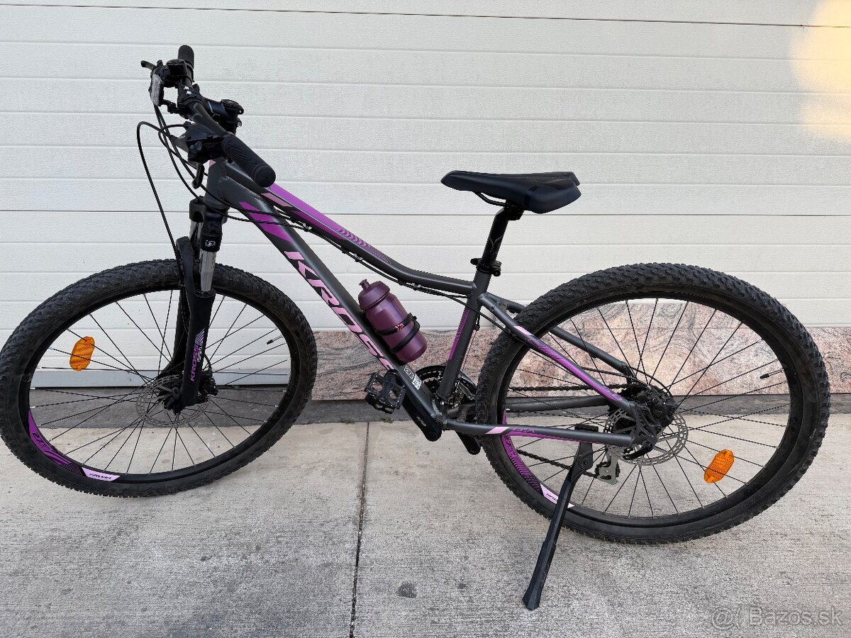 Predam dámsky bicykel