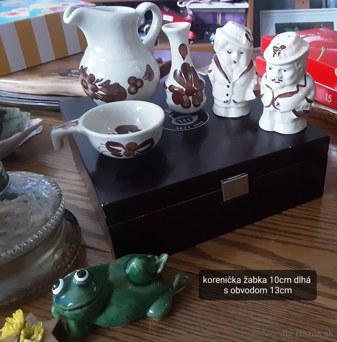 Ponuka na predaj nepoužívaného porcelánu a dekorácií