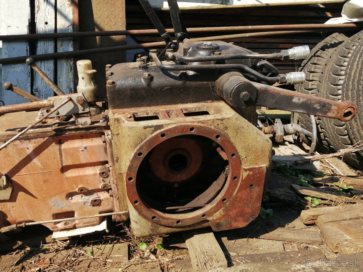 Prevodovka diferenciál s hydraulikou