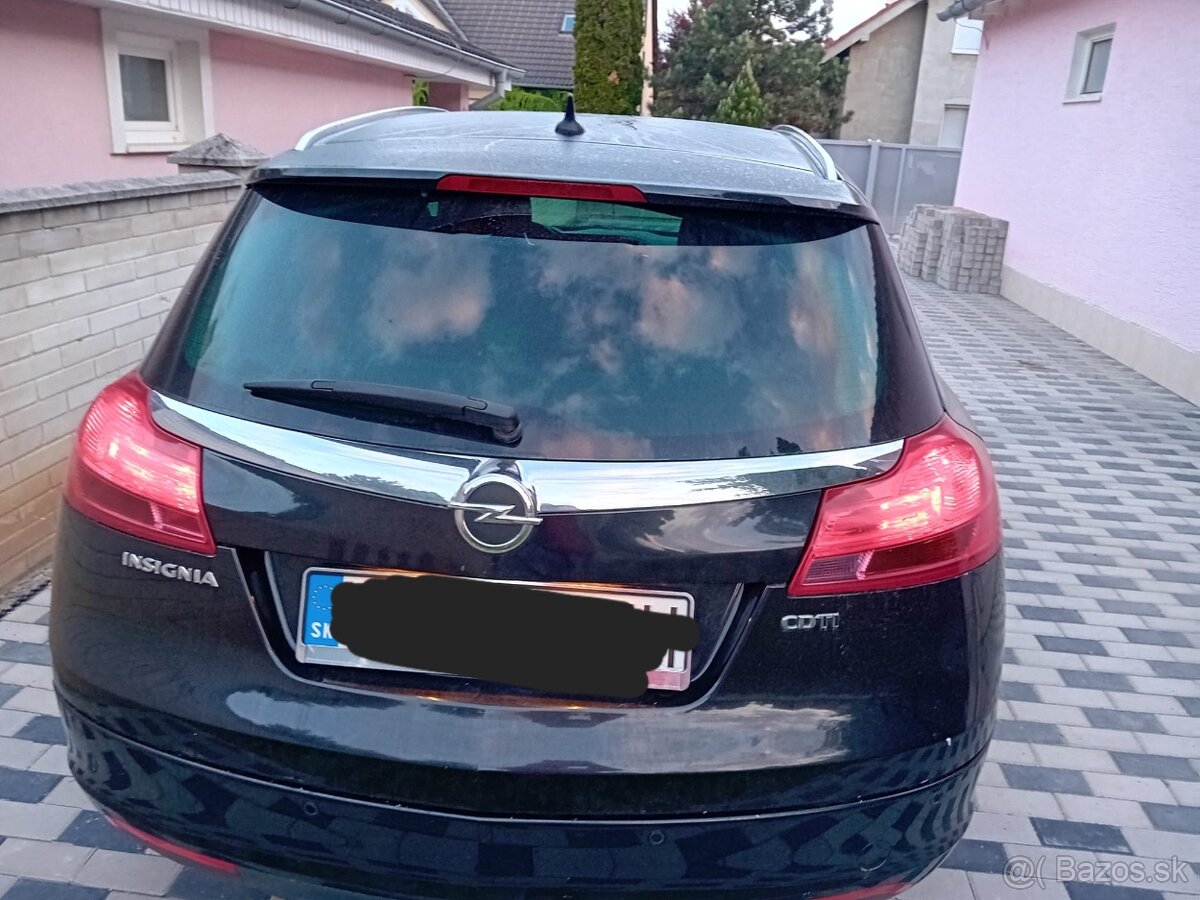 Predam Opel Insignia sport tourer