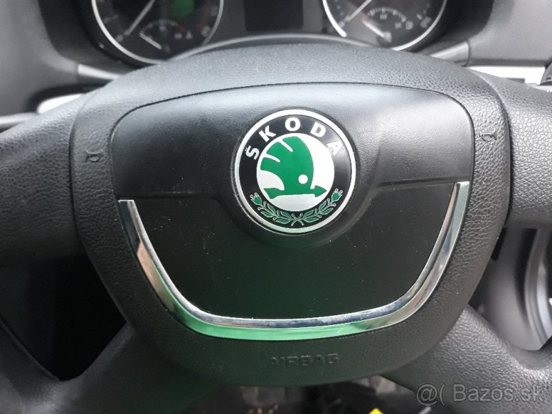 airbag, pas, volant, interier, škoda octavia II