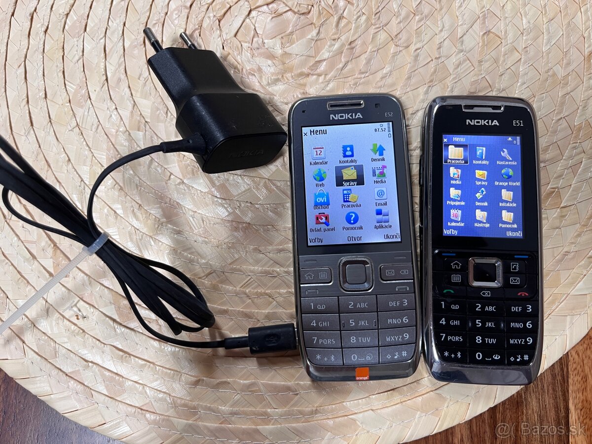 Nokia E51, Nokia E52