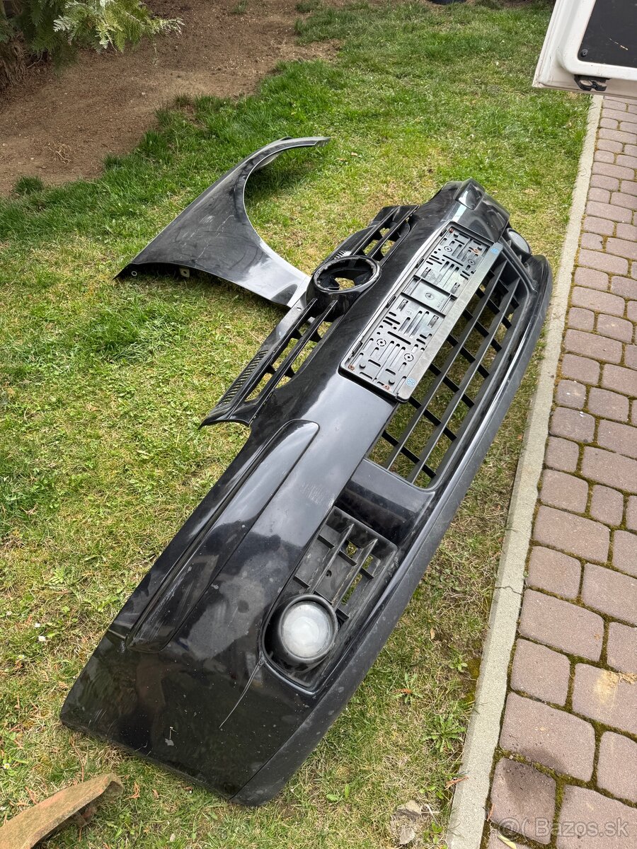 Volkswagen golf 5 kompletný predný nárazník