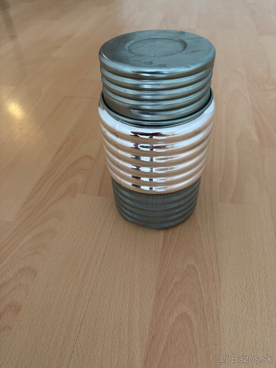 Retro termoska na zmrzlinu