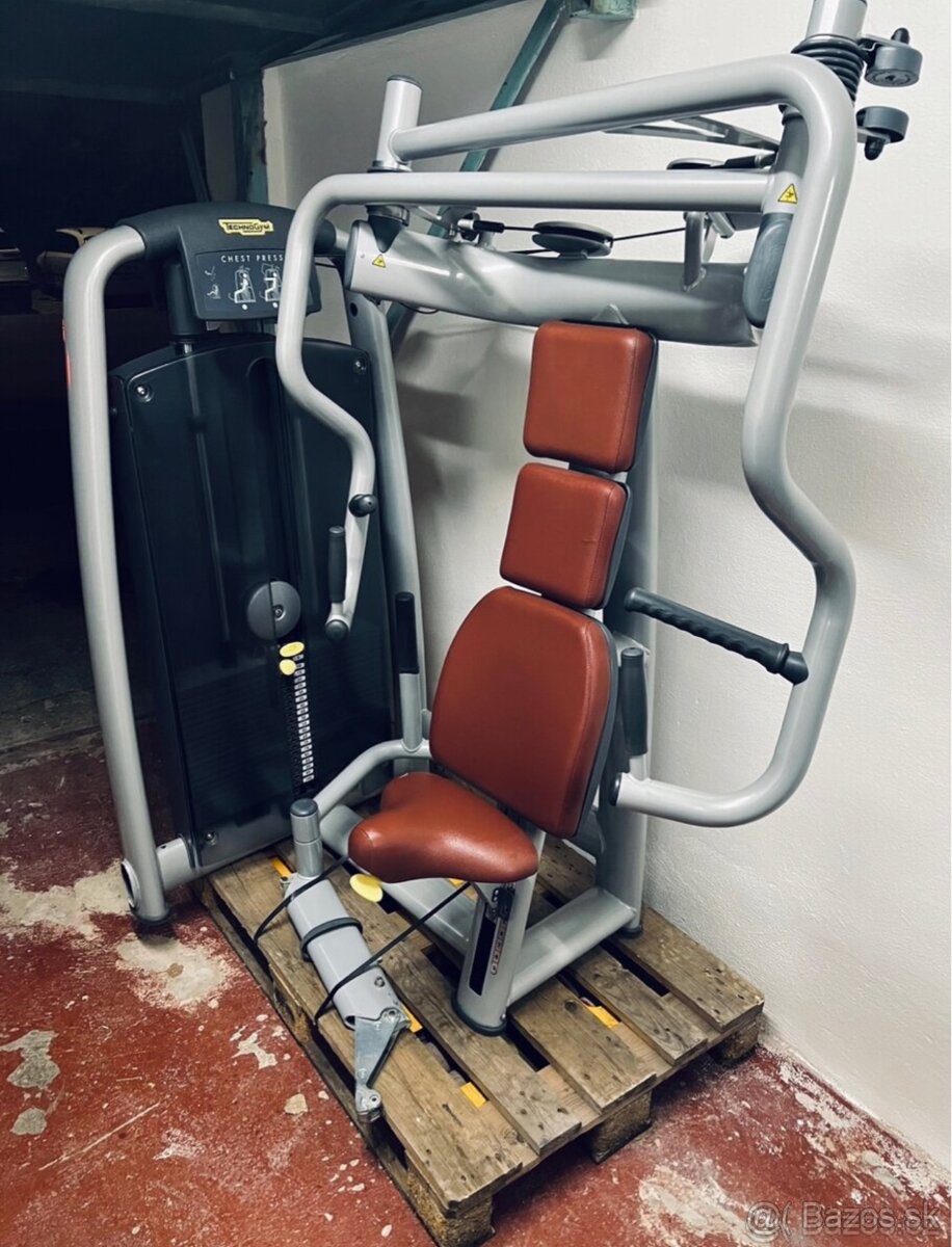 Technogym - Chest Press