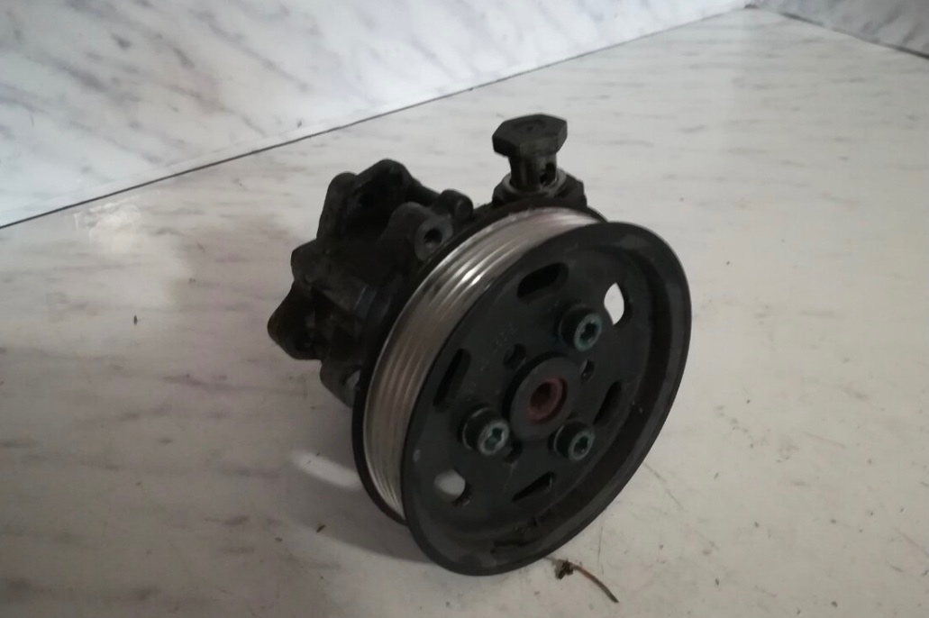 Servo čerpadlo 1.9tdi 96kw Avf