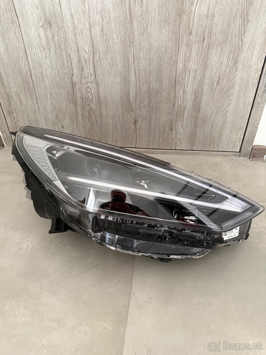 Hyundai i30 predné práve svetlo FULL LED