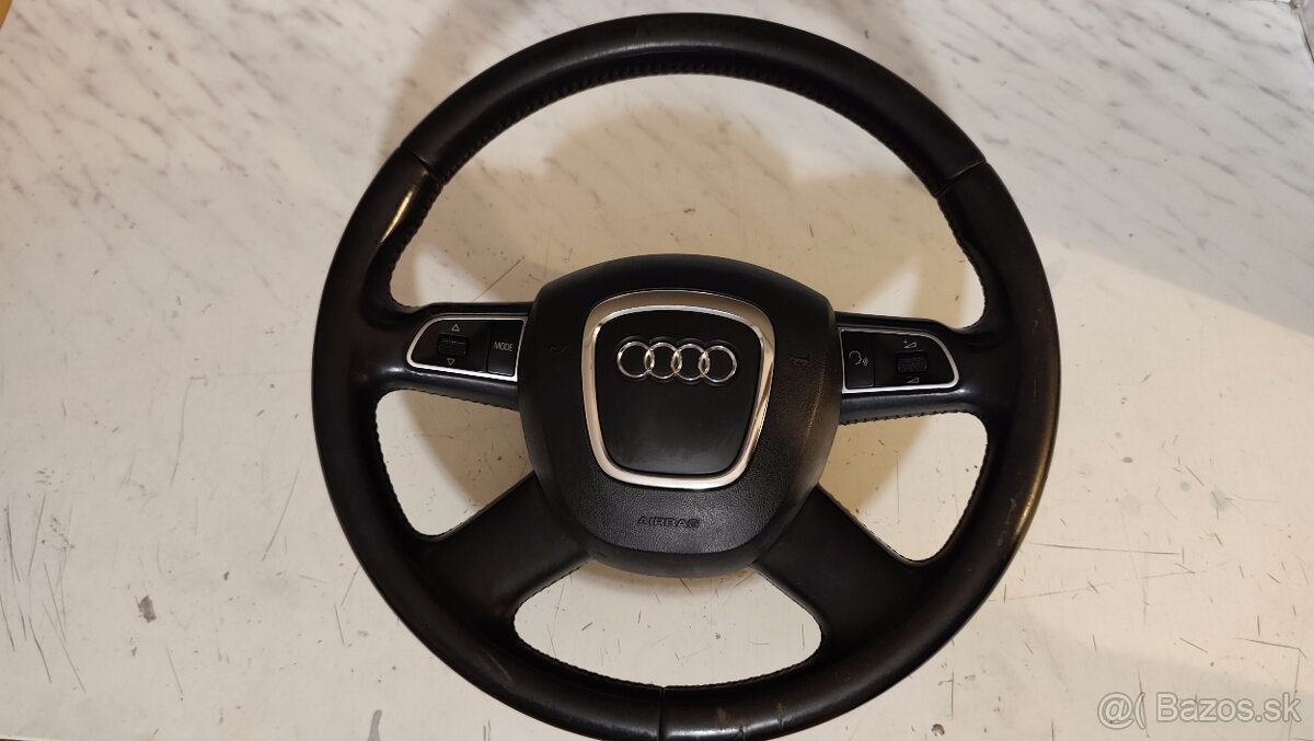 Volant Audi A4 B8