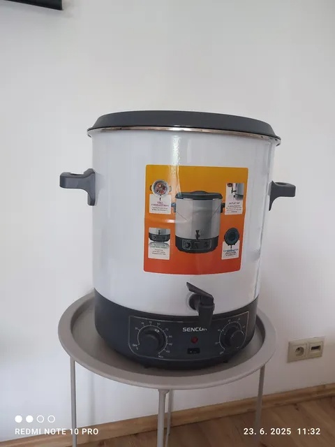 Elektrický zavárací hrniec SENCOR SPP 2100WH