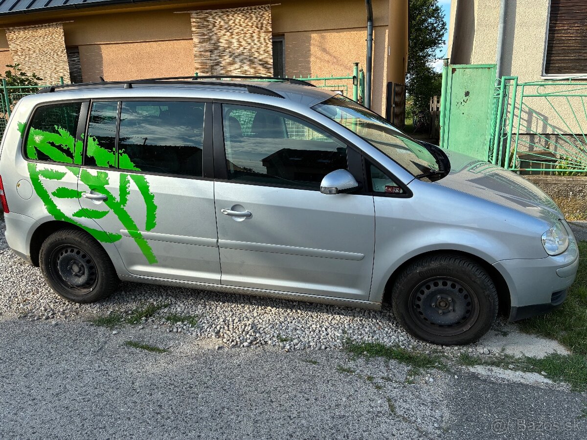 VW TOURAN 2.0 80kW Benzín+CNG